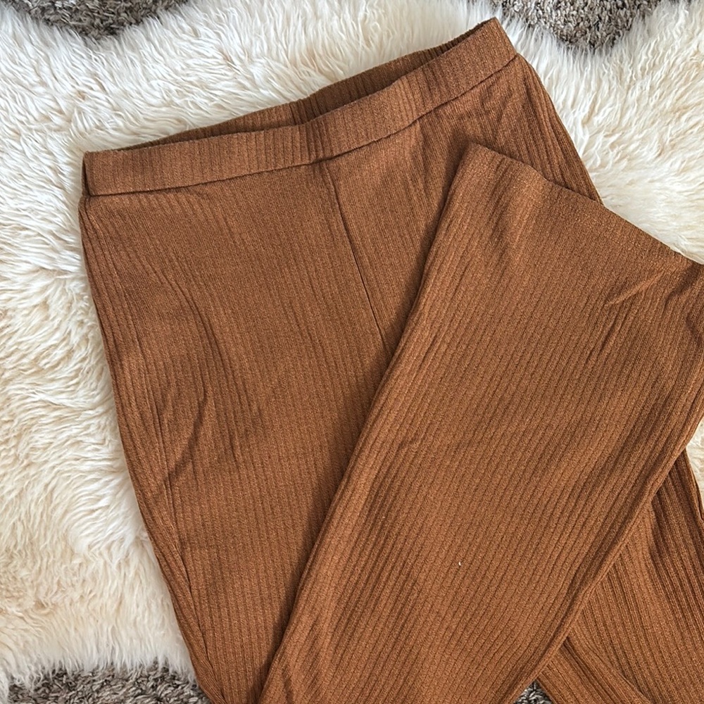 Ribbed Brown Pants